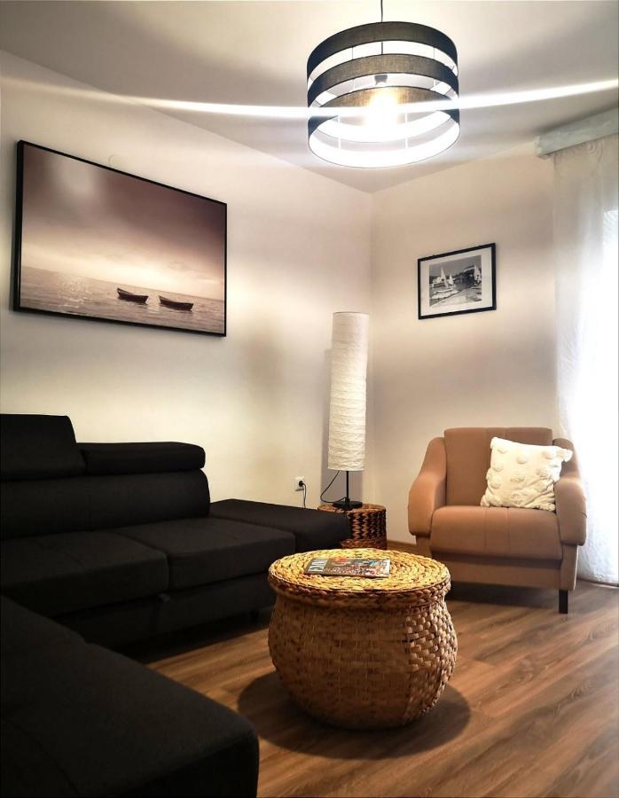 Apartments By The Sea Selce, Crikvenica - 16375 エクステリア 写真